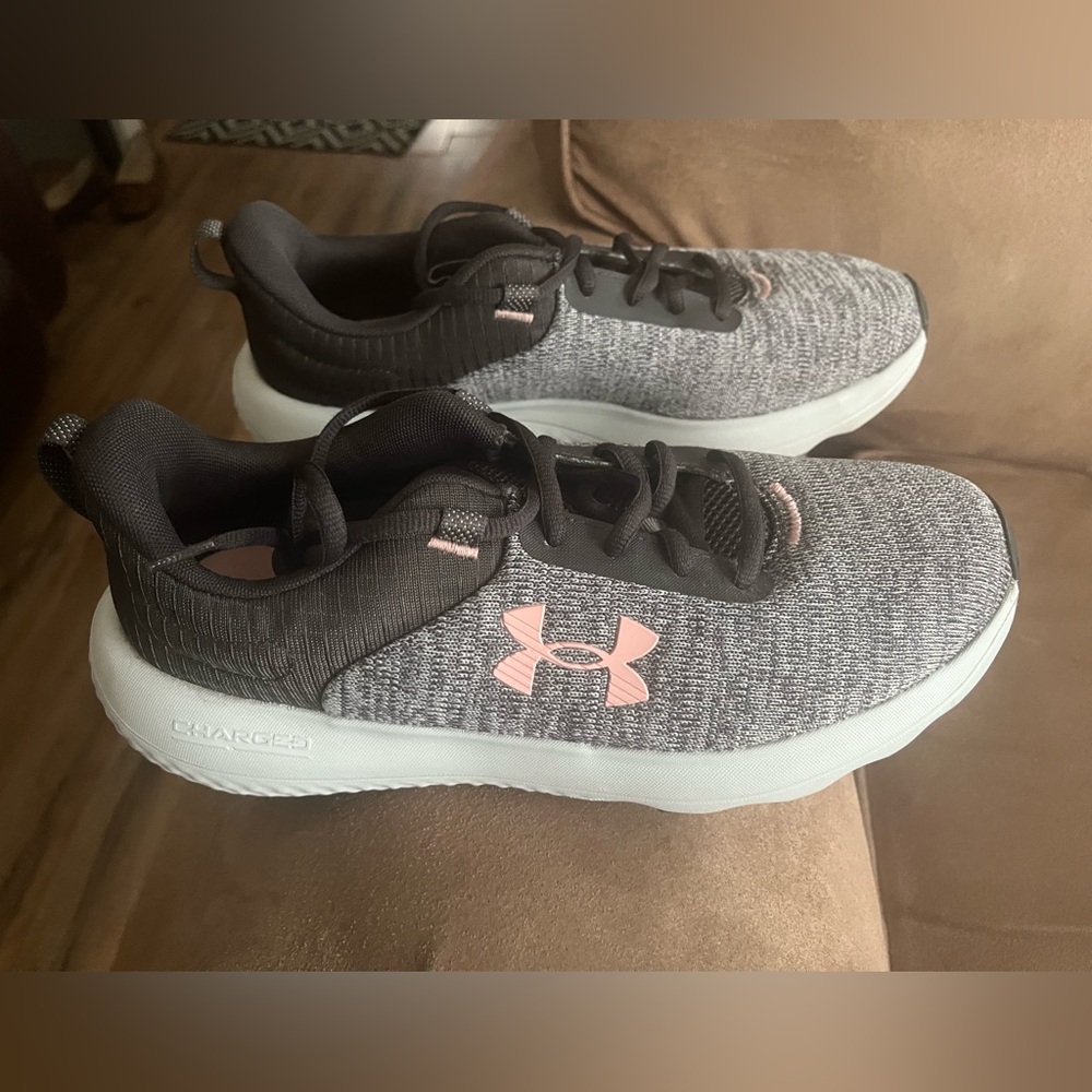 Under armour tennis shoes